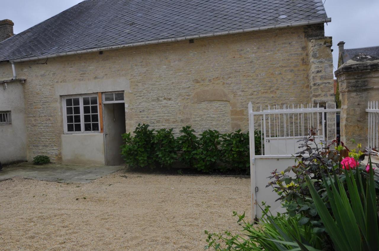 Le Petit Clos Du Bessin Villa Longues-sur-Mer Exterior photo